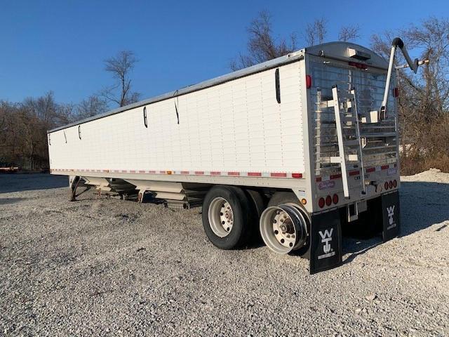 1W1MAFYA5BA257334 - 2011 WIL TRAILER WHITE photo 2