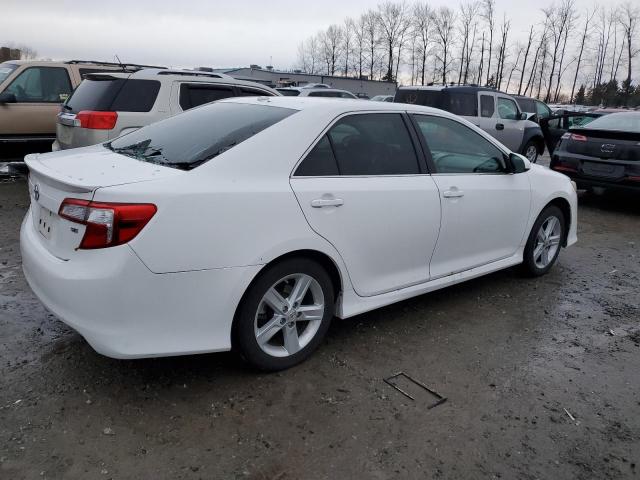 4T1BF1FK2CU509974 - 2012 TOYOTA CAMRY 4D 2 WHITE photo 3