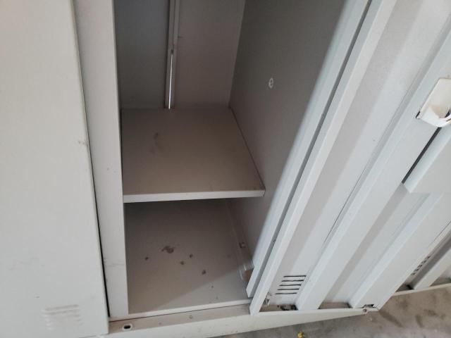 undefined - 2000 LOCK LOCKERS BEIGE photo 9