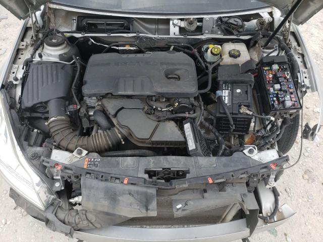 2G4GR5EK3C9145843 - 2012 BUICK REGAL SILVER photo 11