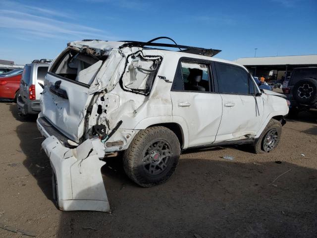 JTEBU5JR0L5820928 - 2020 TOYOTA 4RUNNER SR 白色 照片 3