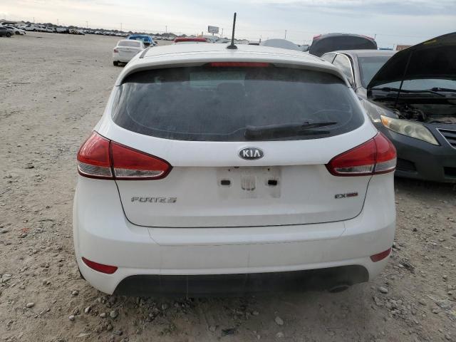 KNAFX5A81E5234565 - 2014 KIA FORTE EX WHITE photo 6