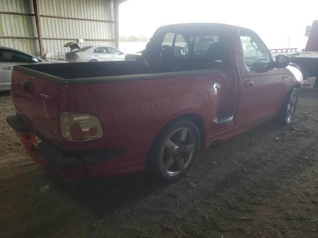 2FTZF07312CA68390 - 2002 FORD F150 SVT L RED photo 3