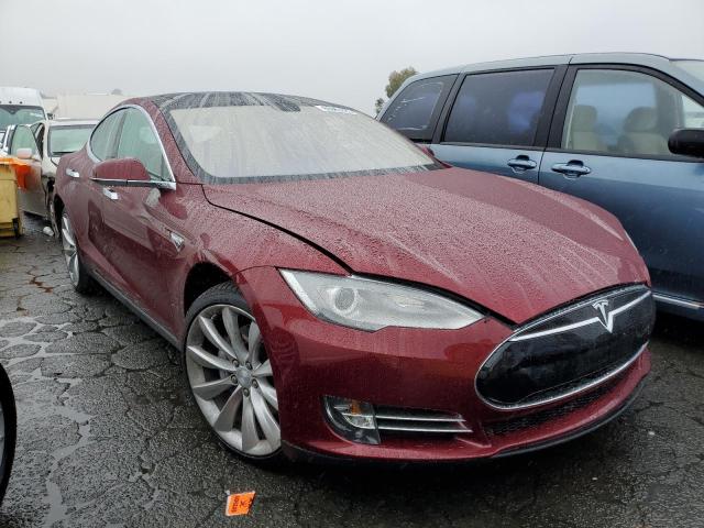 5YJSA1DN7CFS00333 - 2012 TESLA MODEL S Burdeos foto 4