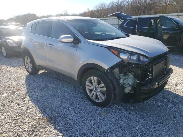 KNDPM3AC2K7593917 - 2019 KIA SPORTAGE L WHITE photo 4