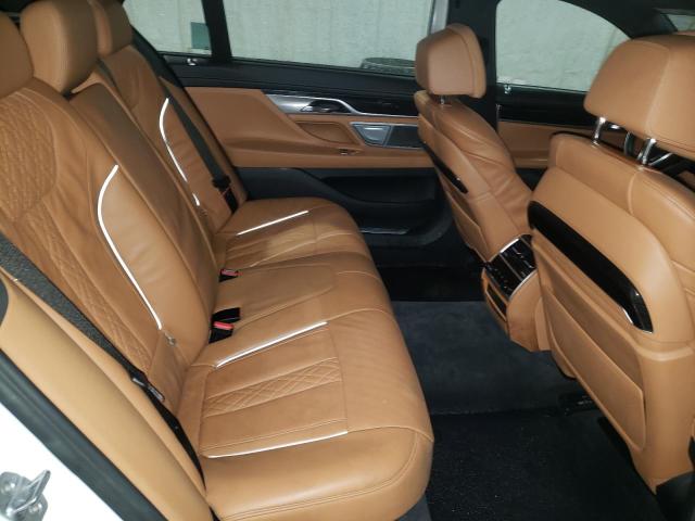WBA7F0C5XJGM23954 - 2018 BMW 750 I WHITE photo 10