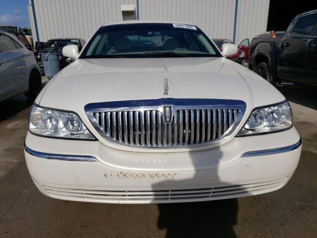 1LNHM81V77Y602871 - 2007 LINCOLN TOWN CAR S CREAM photo 5