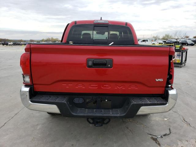 3TMAZ5CN5JM073538 - 2018 TOYOTA TACOMA DOU 红色 照片 6