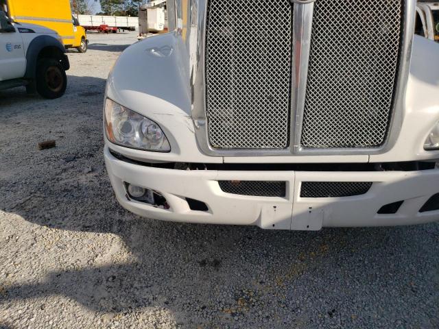 1XKAD49X0GJ487922 - 2016 KENWORTH CONSTRUCTI WHITE photo 9