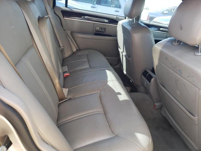 2LNHM82W88X639713 - 2008 LINCOLN TOWN CAR S SILVER photo 10