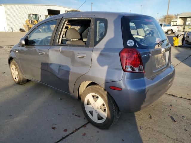 KL1TD66676B667443 - 2006 CHEVROLET AVEO BASE GRAY photo 2