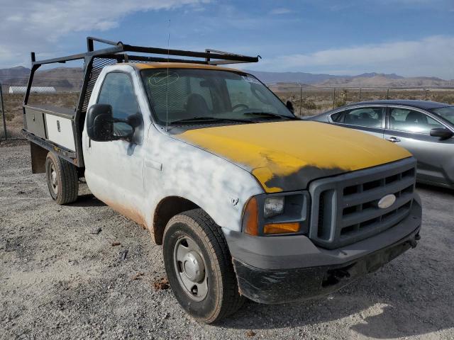 1FTNF20Y05EC43811 - 2005 FORD F250 SUPER YELLOW photo 4