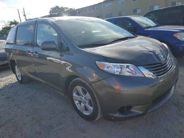 5TDKK3DC7FS651981 - 2015 TOYOTA SIENNA LE GRAY photo 4