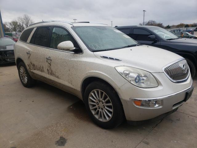 5GAKRBED1BJ262775 - 2011 BUICK ENCLAVE CX CREAM photo 4