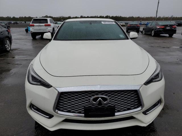 JN1EV7EL3JM391192 - 2018 INFINITI Q60 LUXE 3 WHITE photo 5