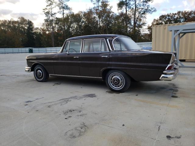 11101012094187 - 1967 MERCEDES-BENZ 230S BROWN photo 2