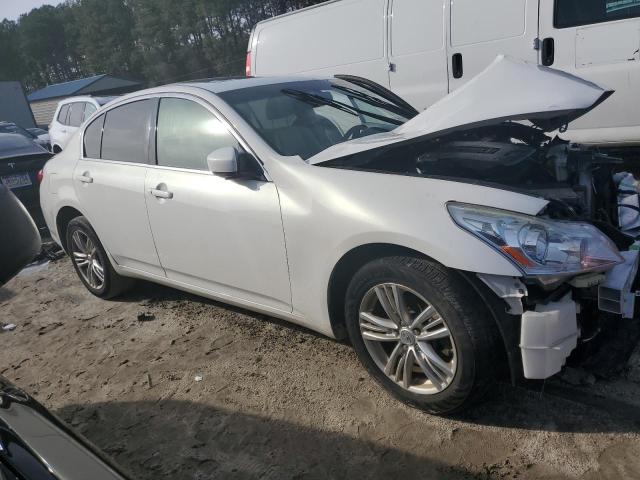 JN1CV6AR6DM358560 - 2013 INFINITI G37 WHITE photo 4