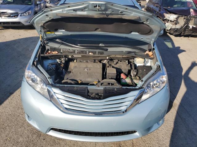 5TDJK3DC1FS120660 - 2015 TOYOTA SIENNA LE BLUE photo 12