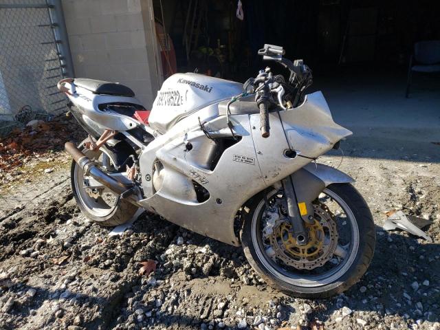 JKAZX4J146A059227 - 2006 KAWASAKI ZX600-J1 SILVER photo 1