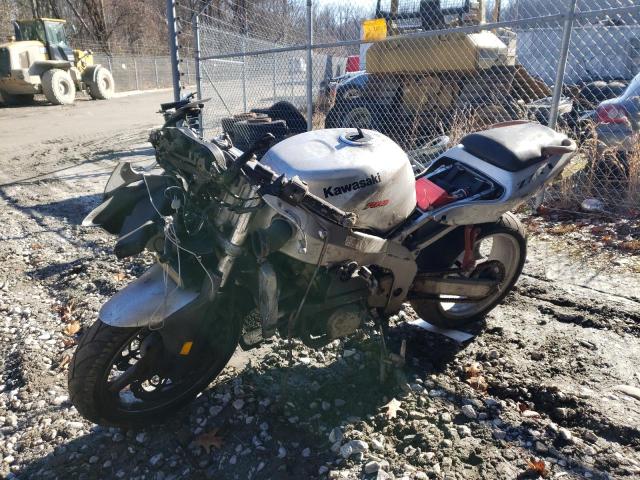 JKAZX4J146A059227 - 2006 KAWASAKI ZX600-J1 SILVER photo 2