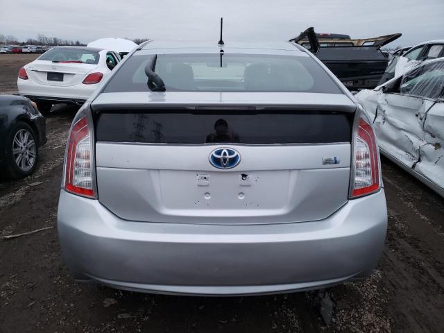 JTDKN3DUXD5538304 - 2013 TOYOTA PRIUS SILVER photo 6