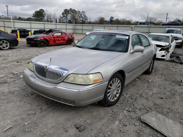 1LNHM82W73Y635810 - 2003 LINCOLN TOWN CAR S SILVER photo 1