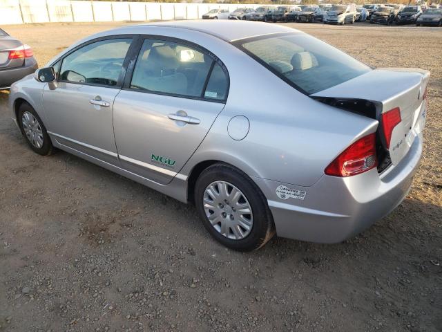 1HGFA46518L000960 - 2008 HONDA CIVIC GX SILVER photo 2