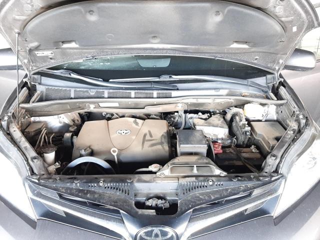 5TDKZ3DC1LS066465 - 2020 TOYOTA SIENNA LE GRAY photo 12