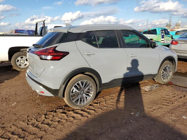 3N1CP5CV4NL504657 - 2022 NISSAN KICKS SV GRAY photo 3