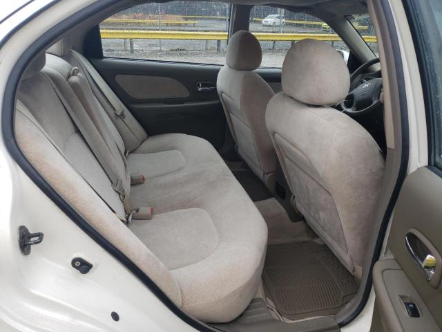 KMHWF25S12A589972 - 2002 HYUNDAI SONATA GL WHITE photo 10