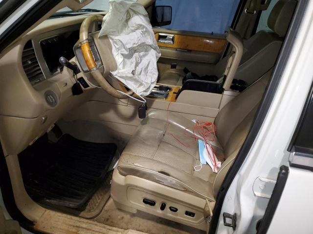 5LMFU28548LJ11387 - 2008 LINCOLN NAVIGATOR 白色 照片 7