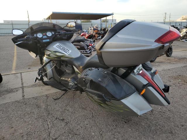 5VPDW36N5E3036858 - 2014 VICTORY MOTORCYCLES CROSS COUN GRAY photo 3