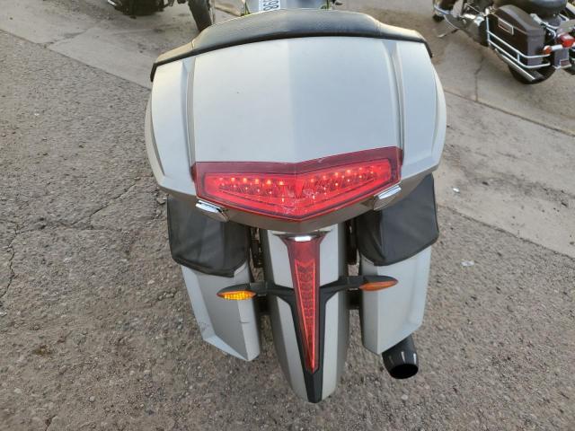 5VPDW36N5E3036858 - 2014 VICTORY MOTORCYCLES CROSS COUN GRAY photo 6