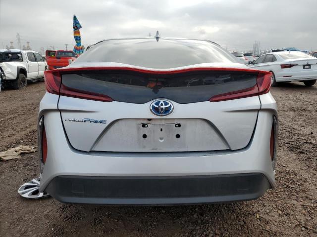 JTDKARFP1H3003417 - 2017 TOYOTA PRIUS PRIM Silber Foto 6