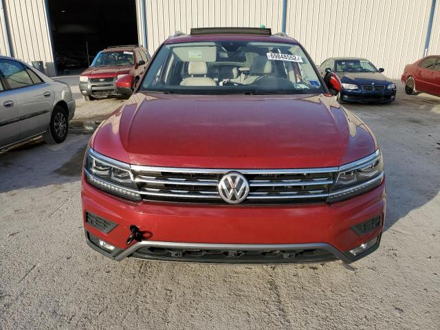 3VV5B7AX1JM219179 - 2018 VOLKSWAGEN TIGUAN SEL RED photo 5