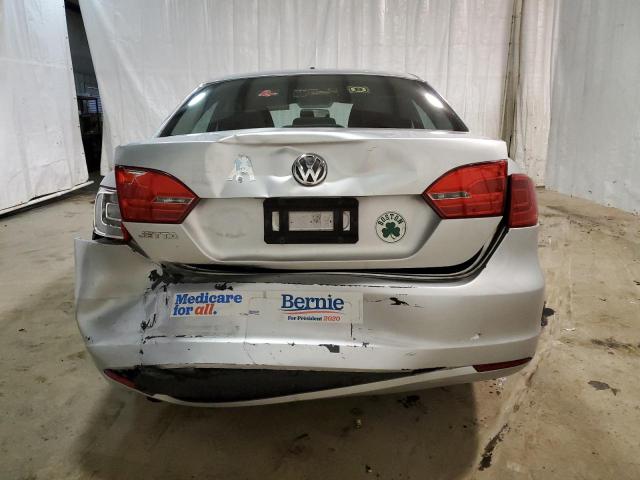 3VW2K7AJ1EM426462 - 2014 VOLKSWAGEN JETTA BASE 银色 照片 6