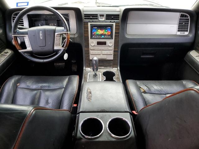 5LMFU28578LJ02876 - 2008 LINCOLN NAVIGATOR 黑色 照片 8