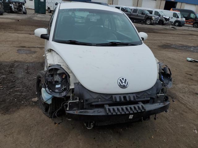 3VWPW3AG1AM010414 - 2010 VOLKSWAGEN NEW BEETLE 白色 照片 5