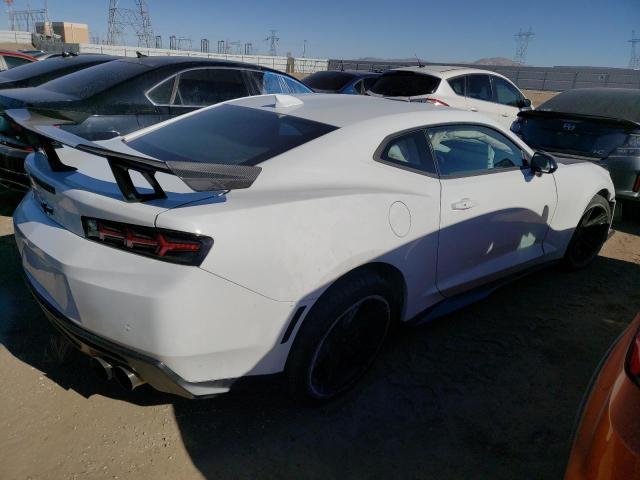 1G1FJ1R66J0127222 - 2018 CHEVROLET CAMARO ZL1 WHITE photo 3