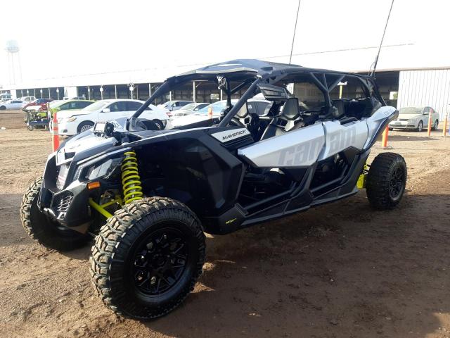 3JBVMAY45KK000209 - 2019 CAN-AM MAVERICK X SILVER photo 2