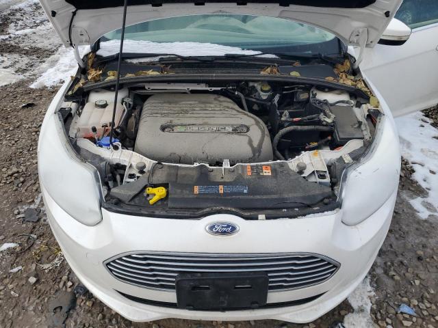 1FADP3R44DL159523 - 2013 FORD FOCUS BEV WHITE photo 11