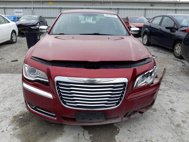 2C3CCAHG9CH232936 - 2012 CHRYSLER 300 LIMITE RED photo 5