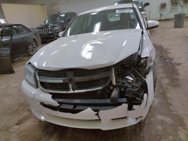 1B3CC5FB2AN113867 - 2010 DODGE AVENGER R/ WHITE photo 5