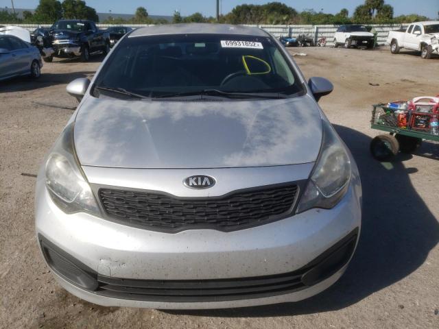 KNADM4A33E6376053 - 2014 KIA RIO LX SILVER photo 5