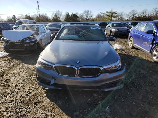 WBAJE7C58JWC56553 - 2018 BMW 540 XI BLUE photo 5