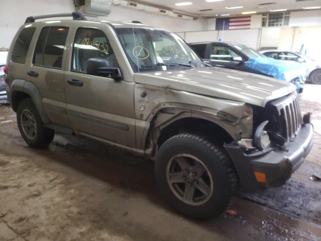 1J4GL38K95W613486 - 2005 JEEP LIBERTY RE 银色 照片 4