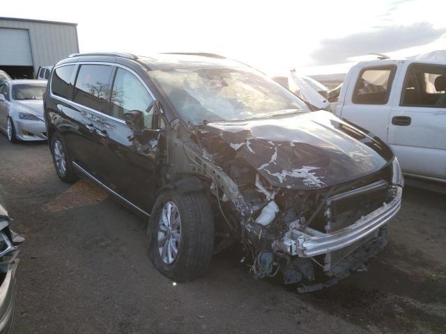 2C4RC1EG0JR115442 - 2018 CHRYSLER PACIFICA T BLACK photo 4