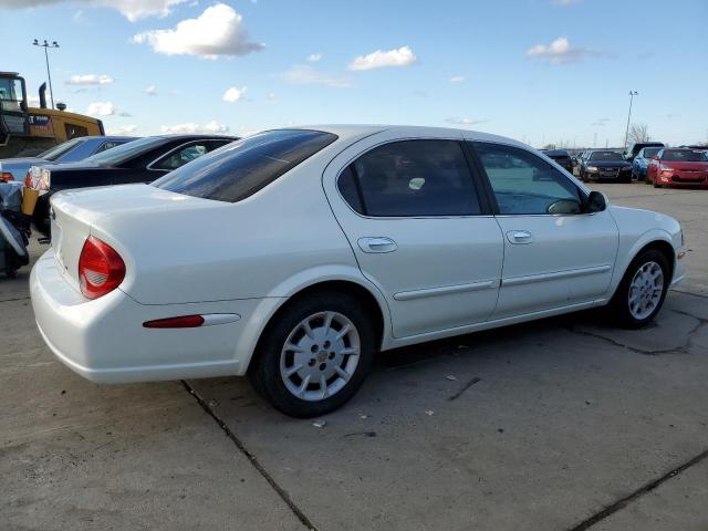 JN1CA31D91T823638 - 2001 NISSAN MAXIMA GXE WHITE photo 3