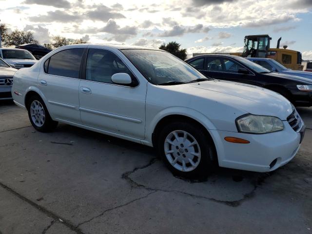 JN1CA31D91T823638 - 2001 NISSAN MAXIMA GXE WHITE photo 4