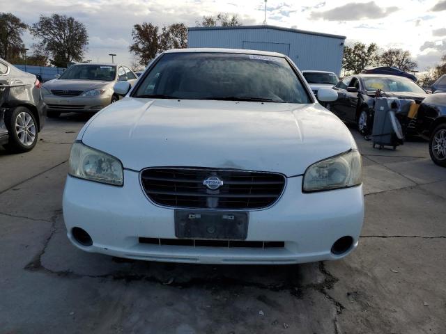 JN1CA31D91T823638 - 2001 NISSAN MAXIMA GXE WHITE photo 5